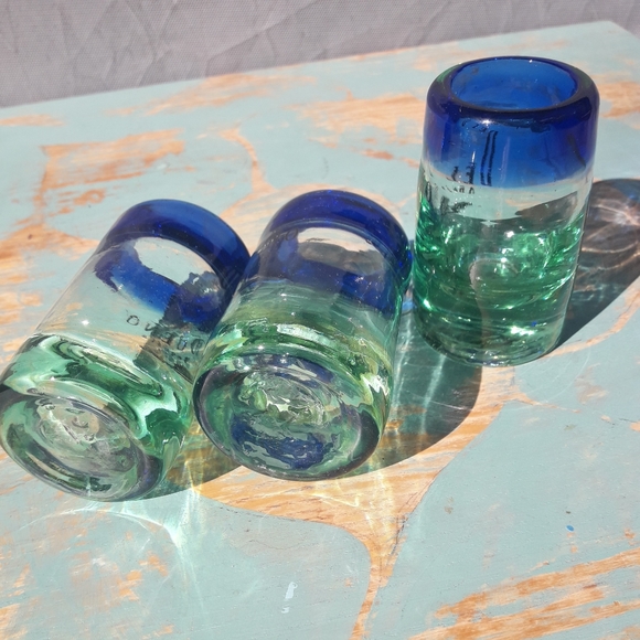 3 Art Glass Hand Blown Shot Glasses Handmade Colored Bubble Glass Blue Green - Picture 7 of 10